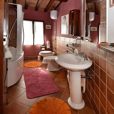 Casetta Rossa * Certaldo